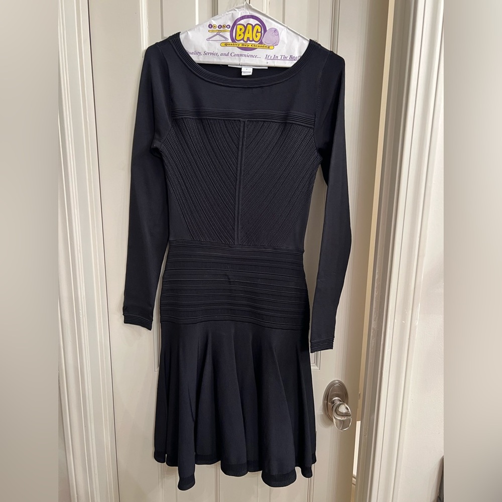 Diane von furstenberg black stretch knit dress